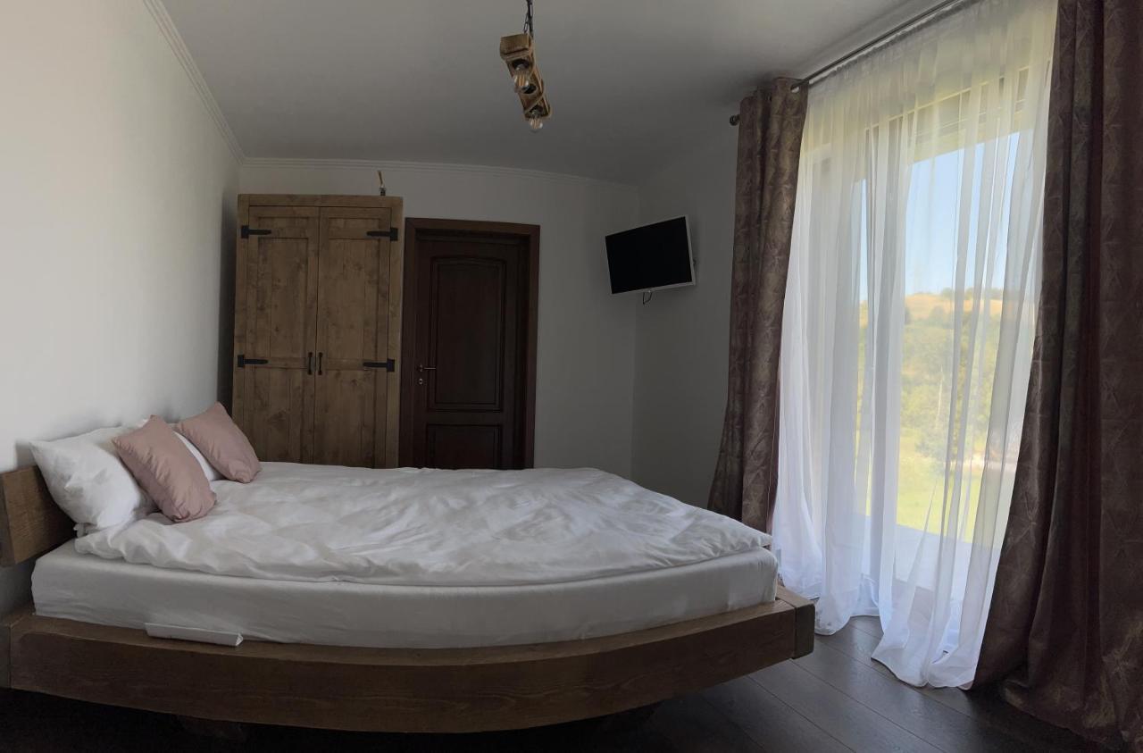Pensiunea Lili'S House Buchin Екстер'єр фото